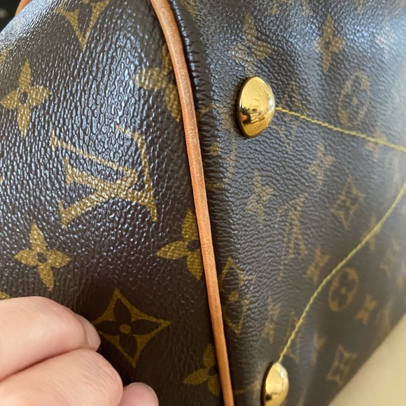 Louis Vuitton Tivoli GM - Picture 11 of 16